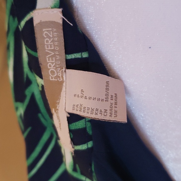 Midi Dress Forever 21 Size S Forest Leaves - Picture 6 of 7